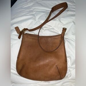 Coach Vintage Court Shoulder Bag British Tan 9204 2000 Made USA Glove Leather